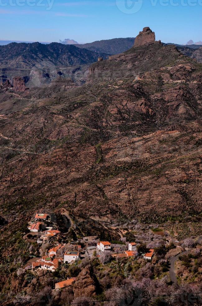 scénique vue de une vallée photo