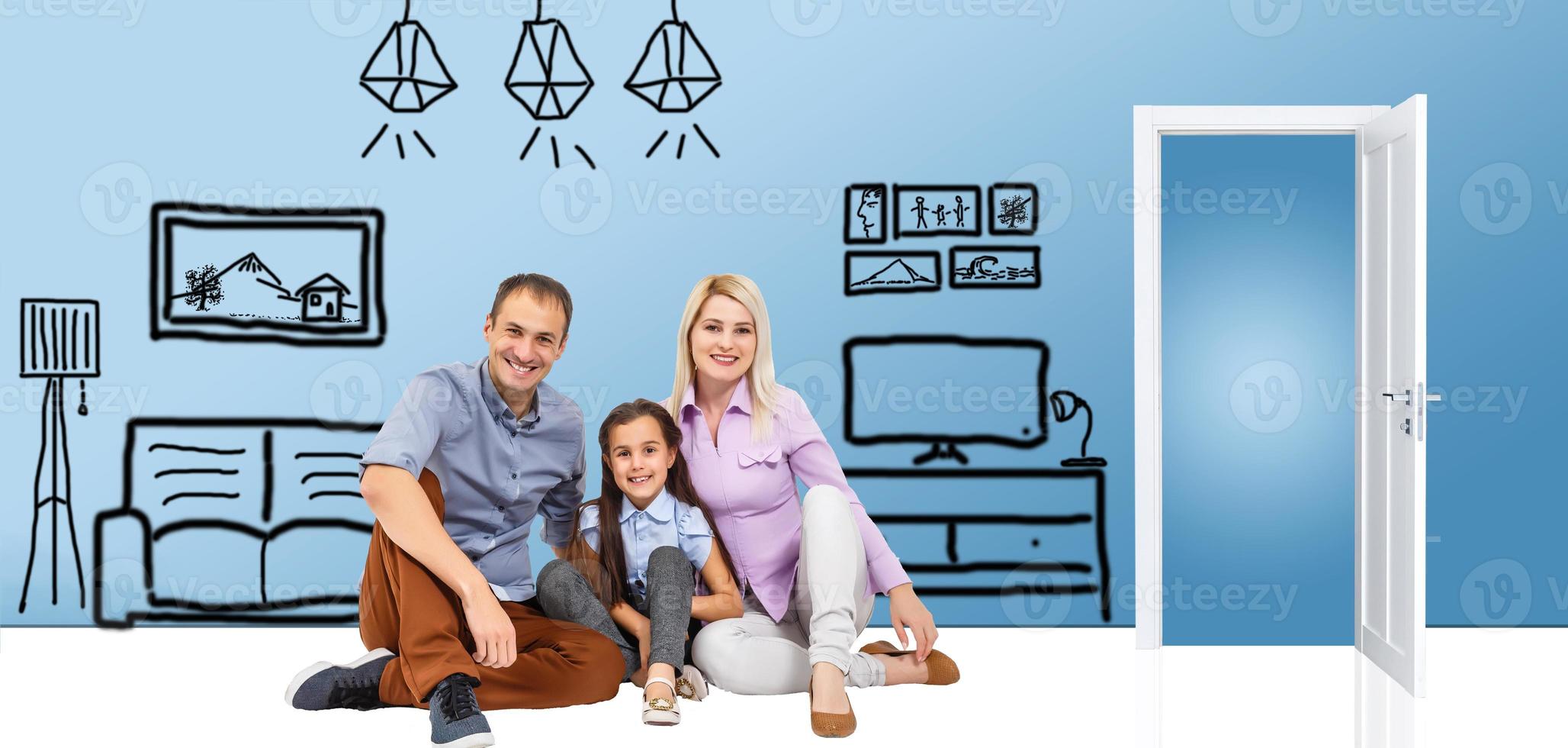 content famille séance sur en bois sol. père, mère et enfant ayant amusement ensemble. en mouvement maison jour, Nouveau Accueil et conception intérieur concept photo