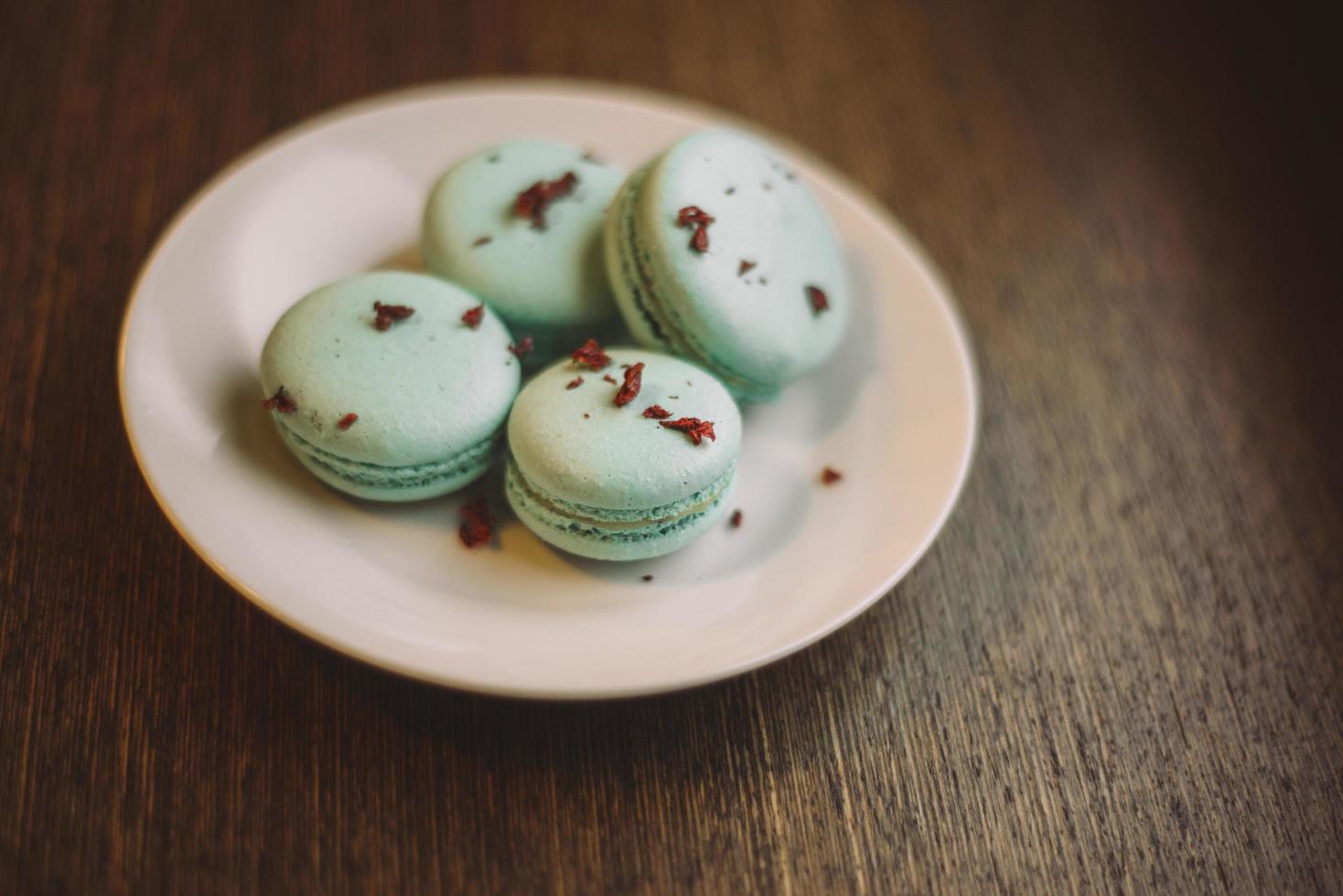 assiette de macarons photo