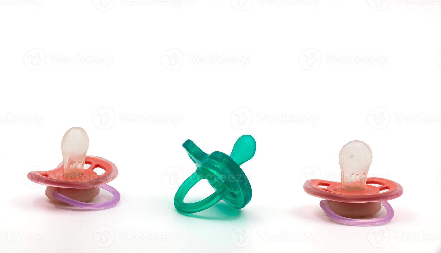 Nouveau-né bébé jouet à mâcher en plastique jouets de dentition pour  enfants éléphant jaune 12052779 Photo de stock chez Vecteezy