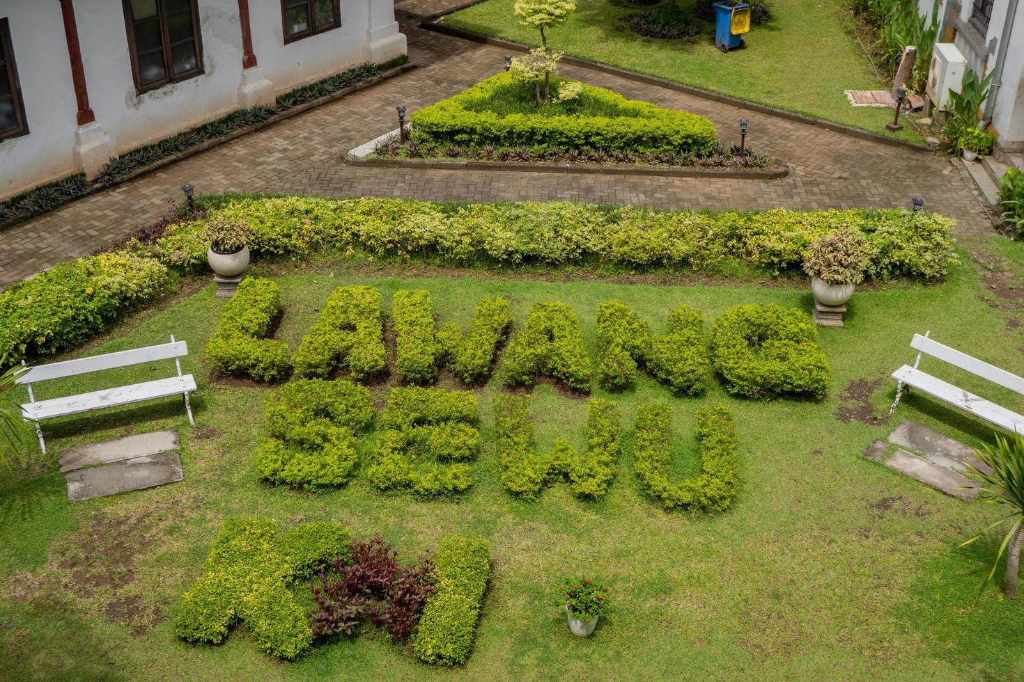 décoratif jardin de loiang sewu vieux Manoir à semarang central Java. le photo est adapté à utilisation pour Voyage destination, vacances affiche et Voyage contenu médias.