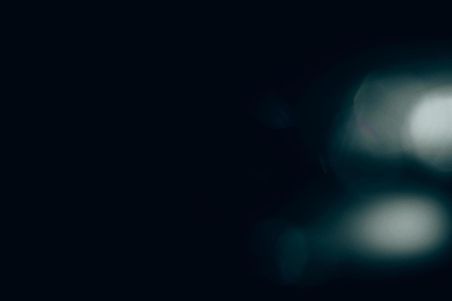 rayé Contexte. lentille éclater effet. bleu affligé vieilli délavé grunge surface avec enduit taches poussière bruit coloré lumière conception. photo