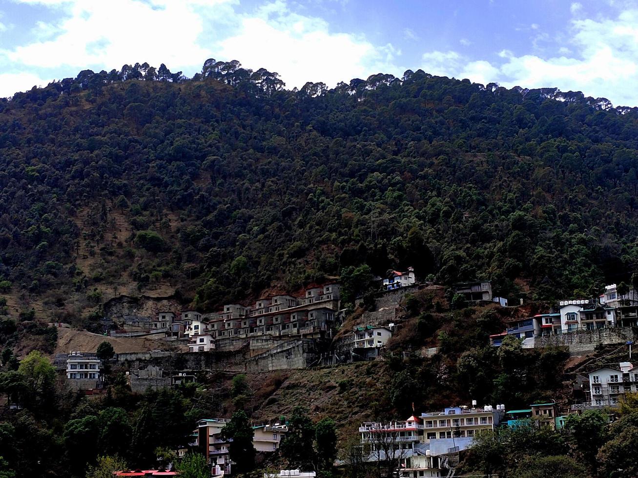 Naturel beauté de nainital vue vu, le ville de Lac photo