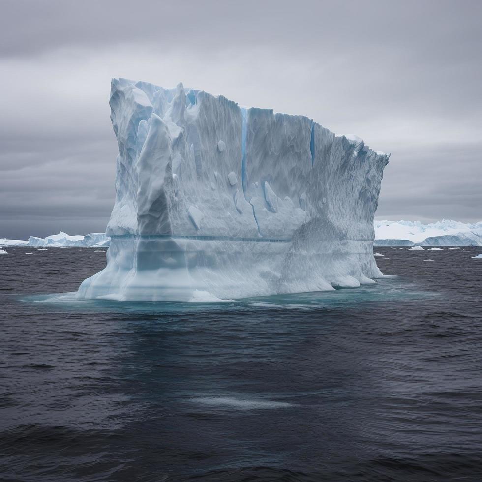 une énorme transparent bloquer de la glace des stands autour le Haut de le iceberg et le vent coups froid, générer ai photo