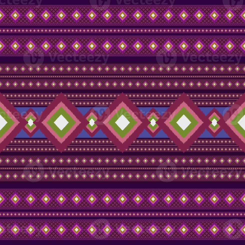 ikat géométrique folklore ornement.tribal ethnique texture.seamless rayé modèle dans aztèque style. figure tribal broderie.indienne, scandinave, gitan, mexicain, ikat modèle. photo