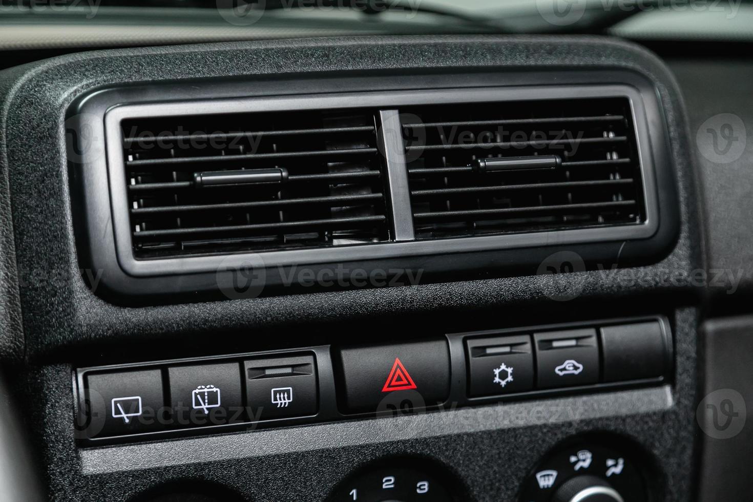 proche en haut déflecteur, voiture ventilation système. voiture air Conditionneur photo