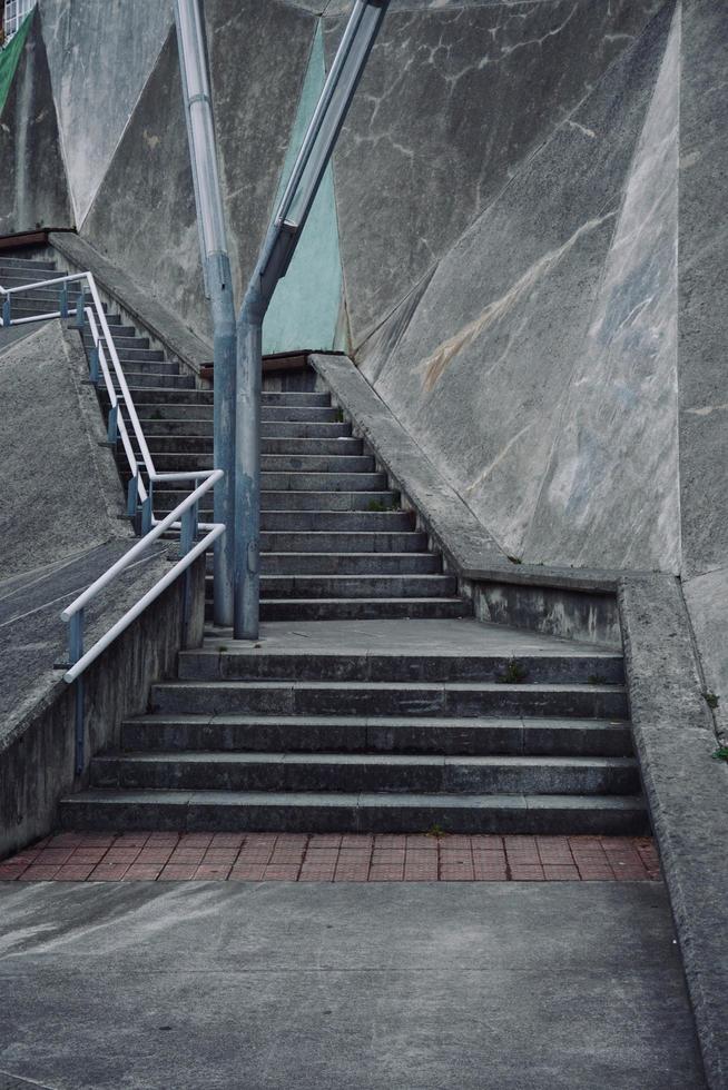 L'architecture des escaliers dans la ville de Bilbao, Espagne photo