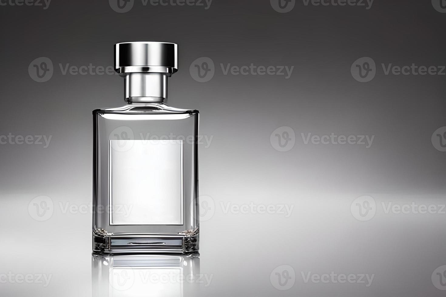 blanc transparent bouteille parfum maquette studio tir, isolé arrière-plan, blanc étiqueter, commercialisation et produit présentation. photo