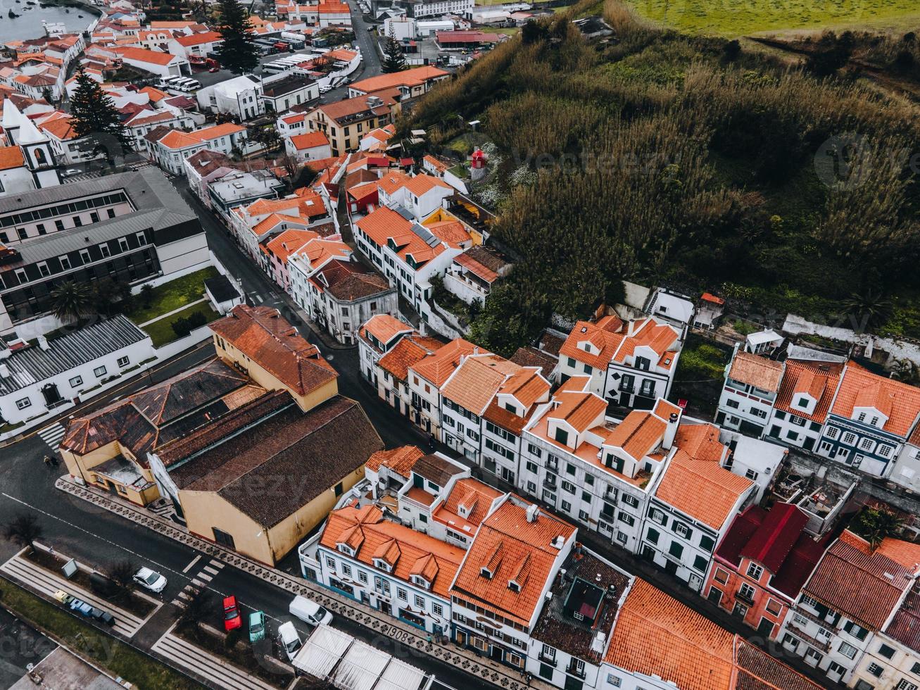 vue de horta par drone dans faial, le Açores photo