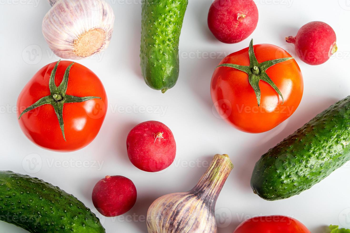 légumes frais sur fond blanc photo