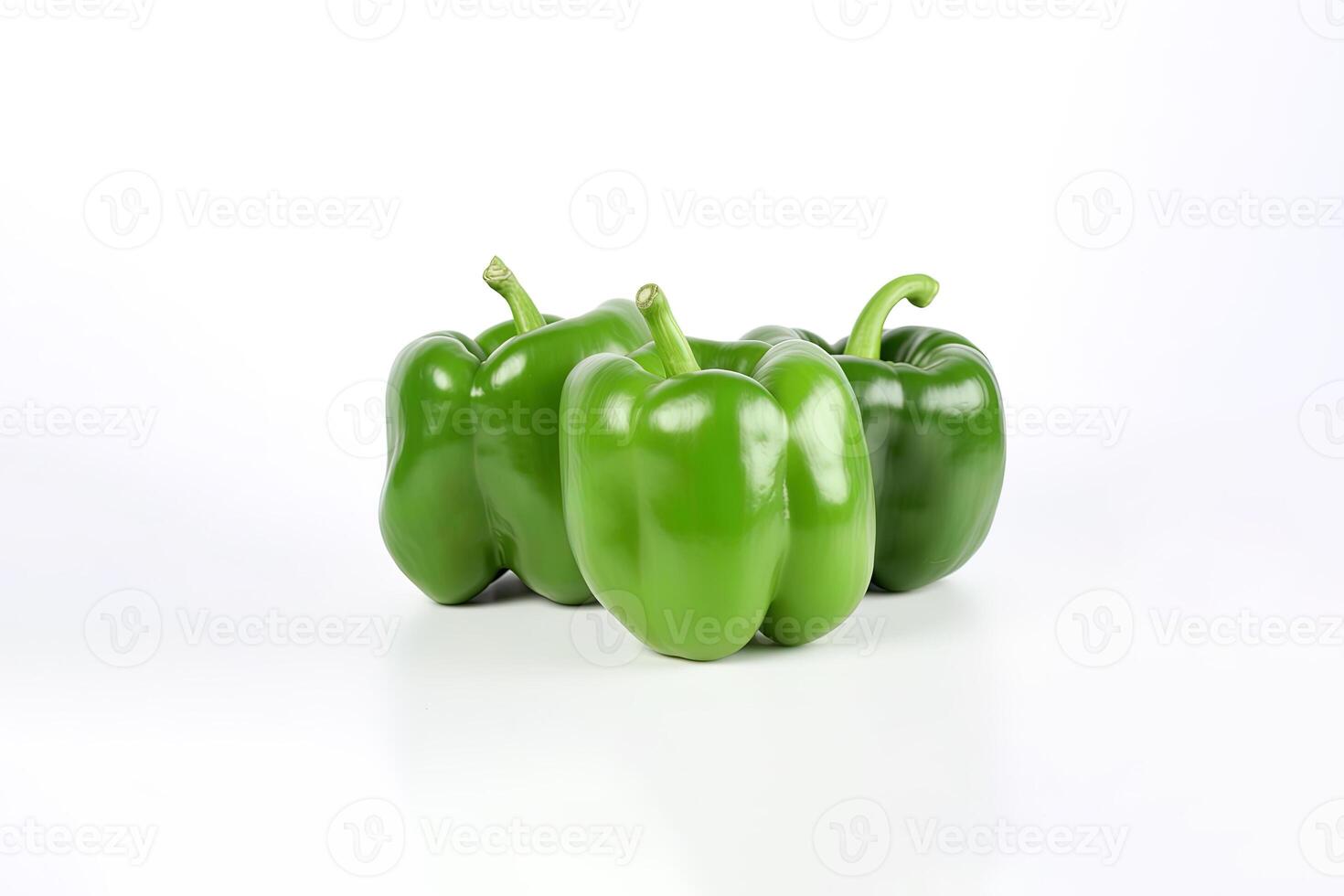 une groupe de vert cloche poivre isolé sur blanc Contexte. ai généré photo