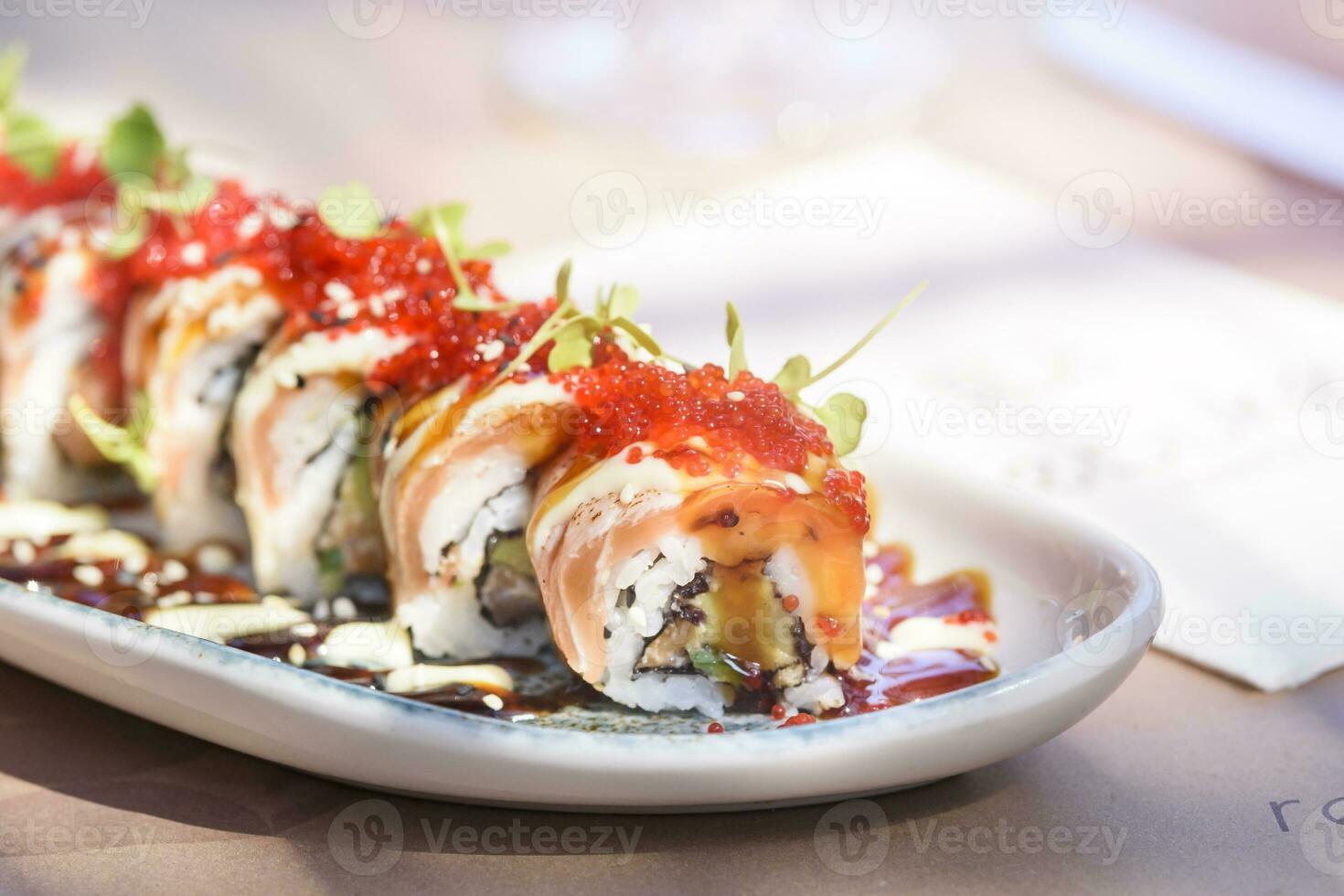 Sushi dans restaurant photo