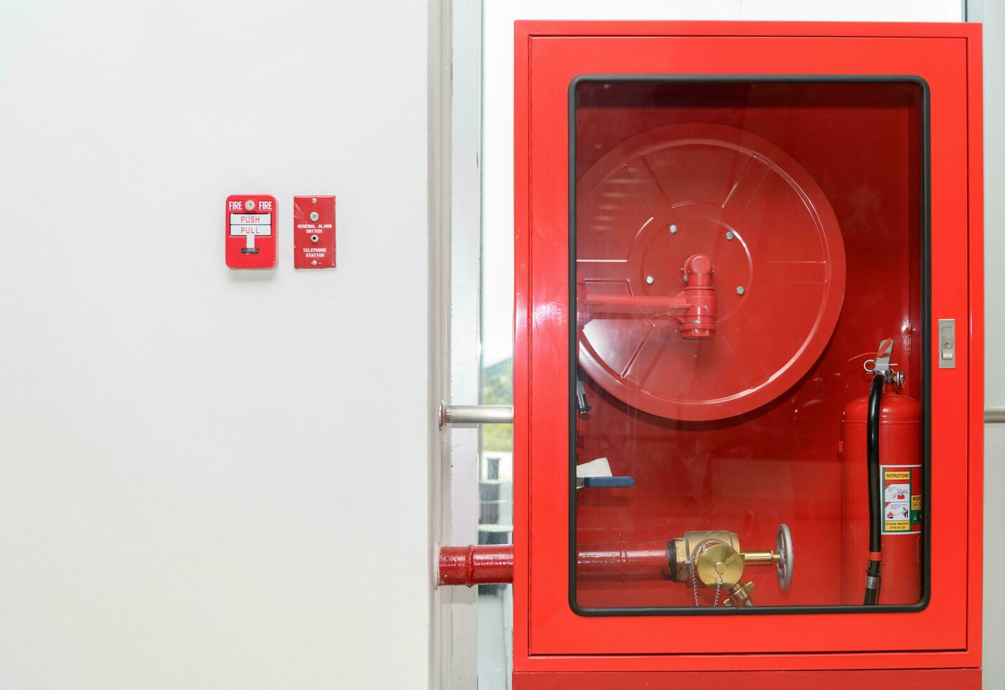 Feu extincteur et Feu tuyau bobine photo