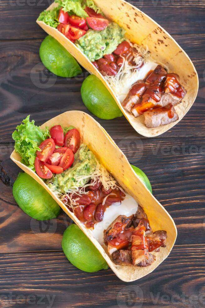 tacos avec garnitures photo