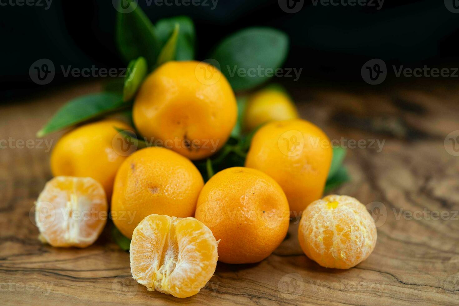 le calamondin Orange nitro Fortunella macrocarpa est une hybride de mandarin un cumquat photo