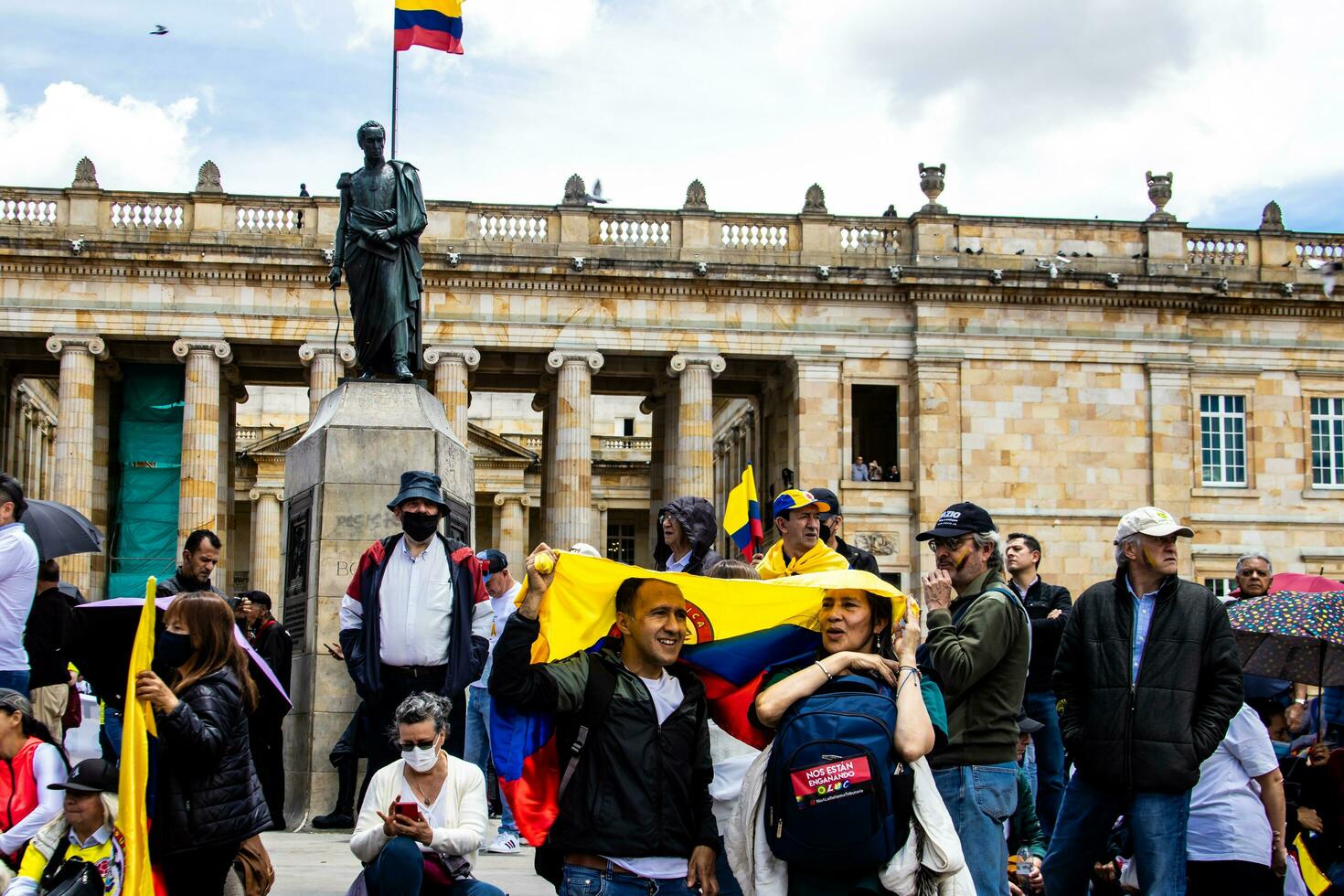 Bogota, Colombie, 2022. paisible manifestation marches dans Bogota Colombie contre le gouvernement de gustave petro. photo