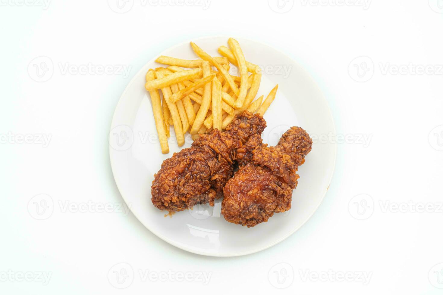 poulet frit coréen épicé avec frites photo