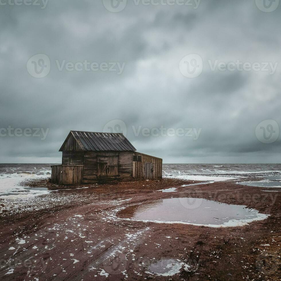 un vieux pêche cabanon sur le tersk rive. photo