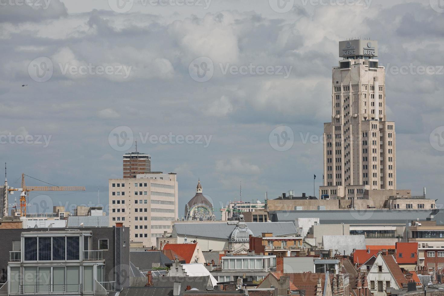 KBC Bank à Anvers, deuxième banque de Belgique, spécialisée dans les particuliers et les petites et moyennes entreprises en Belgique, en Irlande et en Europe centrale photo