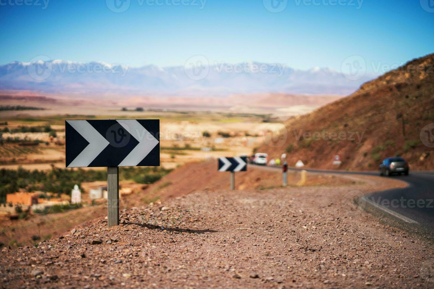 scénique route sur le désert photo