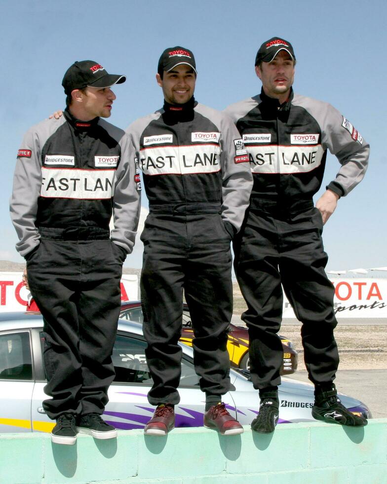 a dessiné lachey Wilmer Valderrama et daniel bon Dieu Toyota procélébrité course lancaster formation le saules lancaster Californie Mars 15 2008 2008 kathy huches huches photo