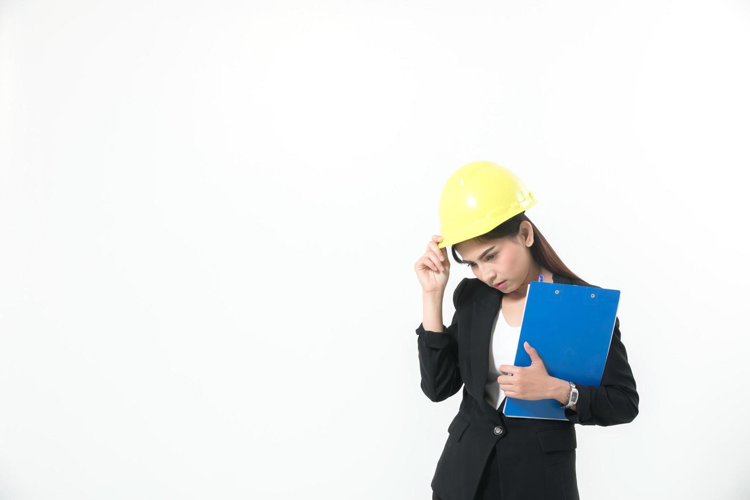 femme au casque sur fond blanc photo