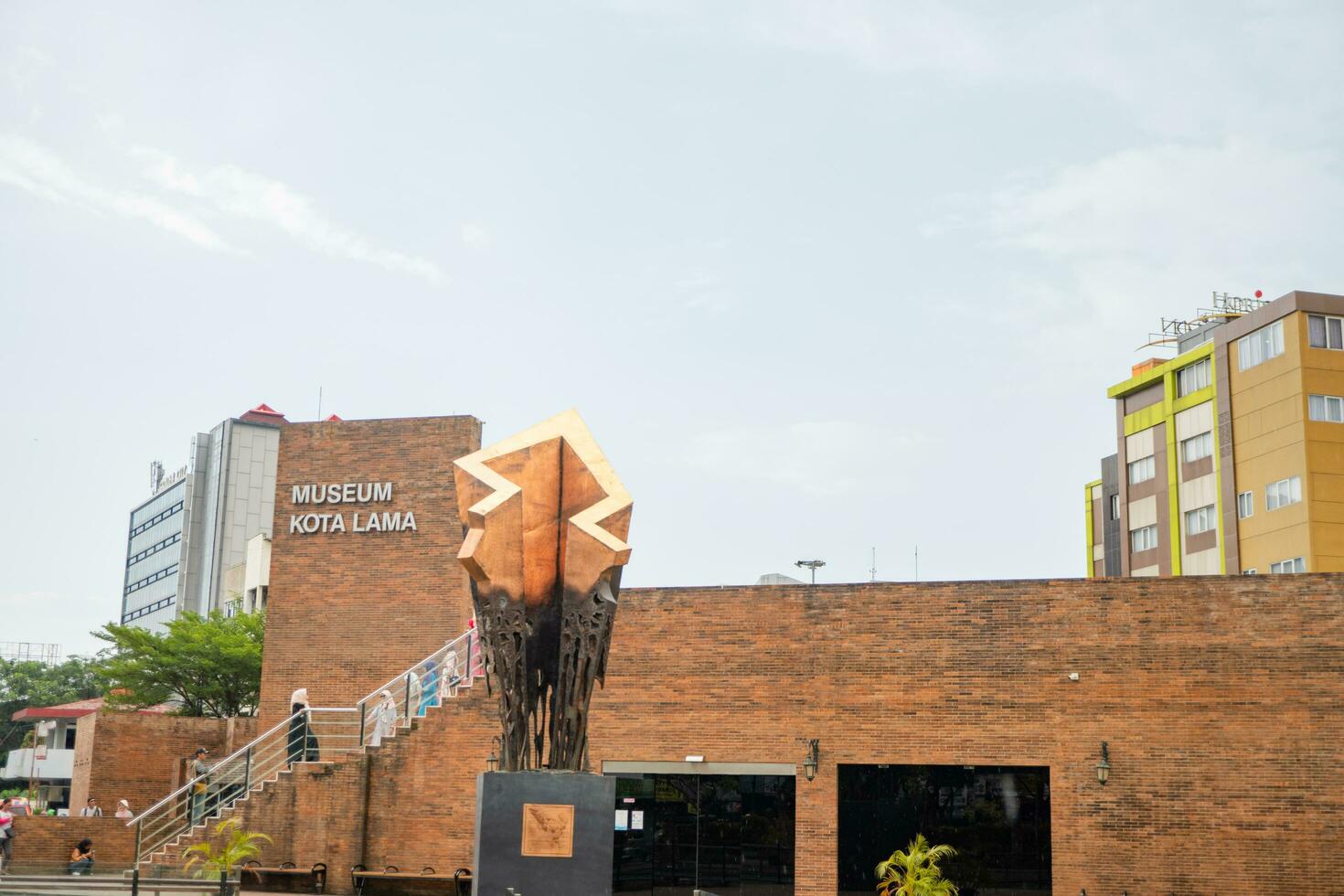 vieux ville conception de semarang bâtiment avec musée. le photo est adapté à utilisation pour Voyage destination Contexte et contenu médias.