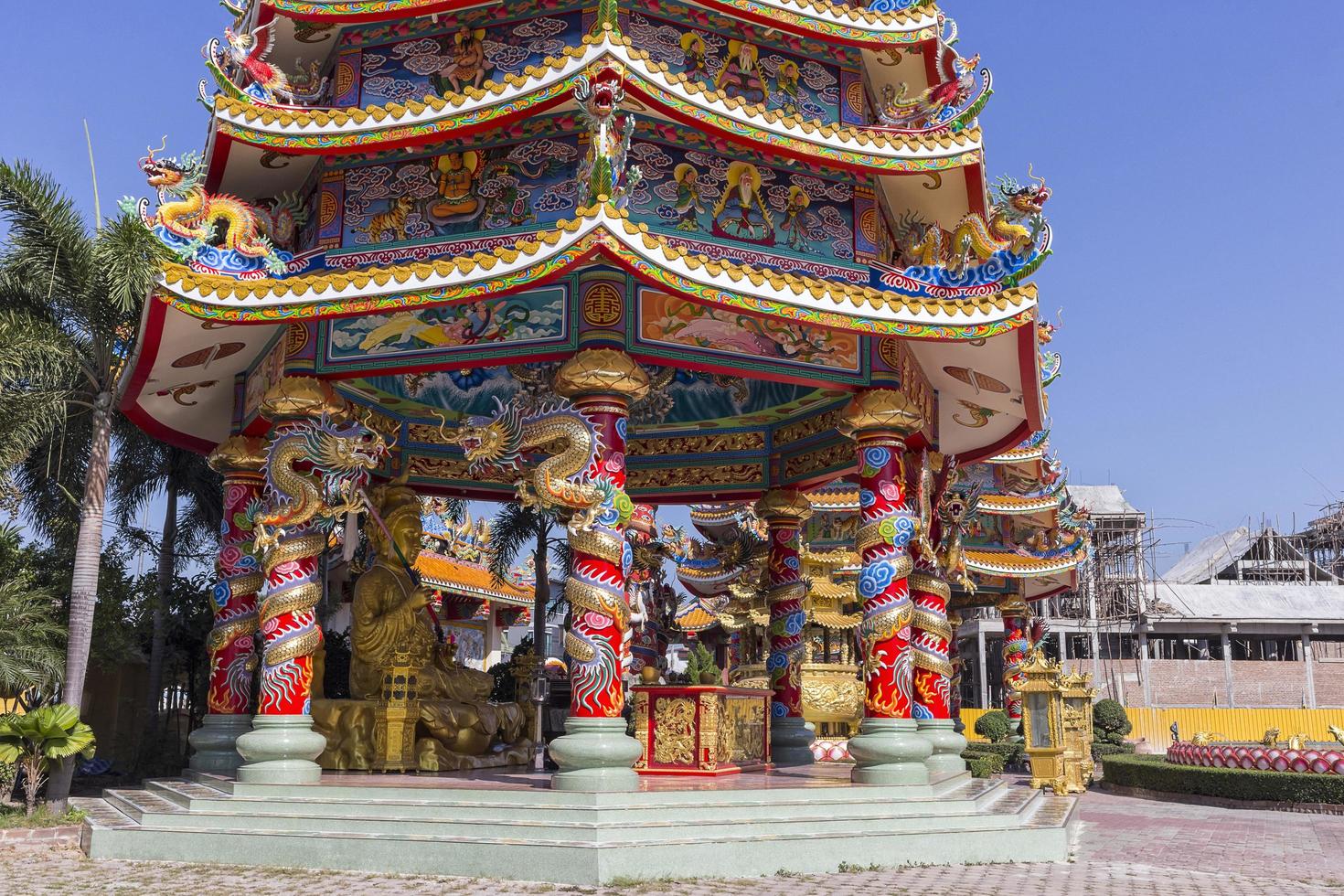 Sanctuaire bouddhiste temple chinois à chon buri photo