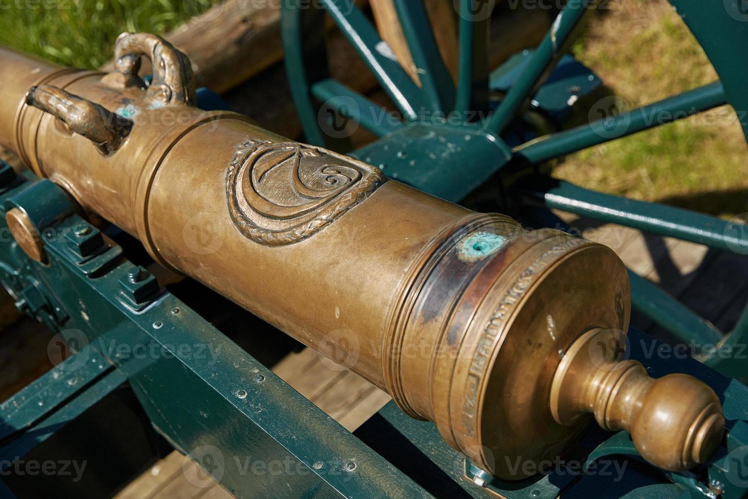 Vieux canon en bronze sur le rempart de la ville de Fredericia Danemark photo