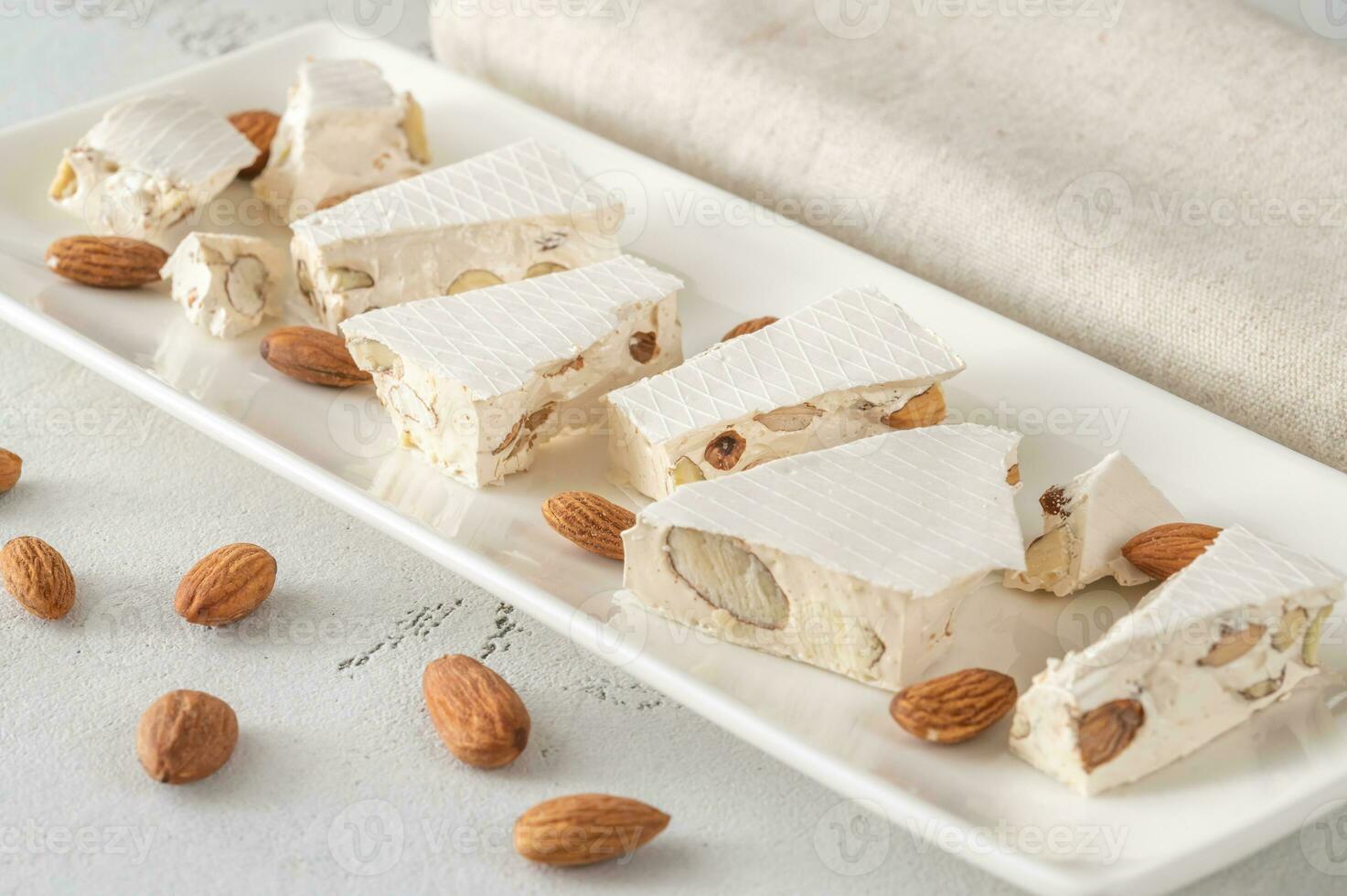 turron - confection de nougat européen photo