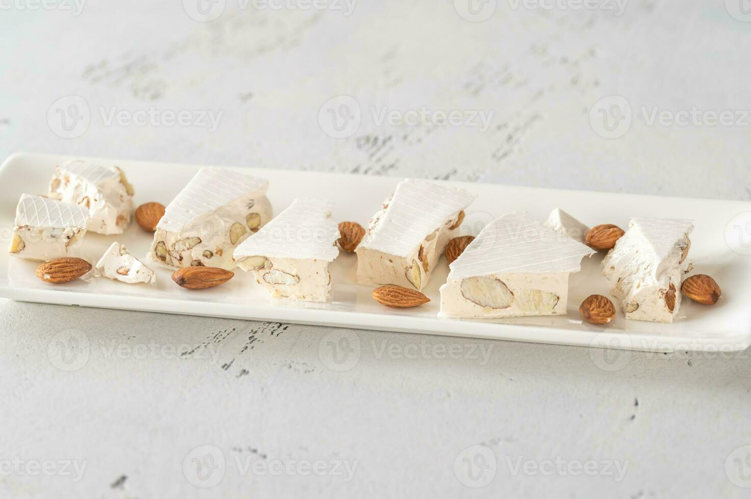 turron - confection de nougat européen photo