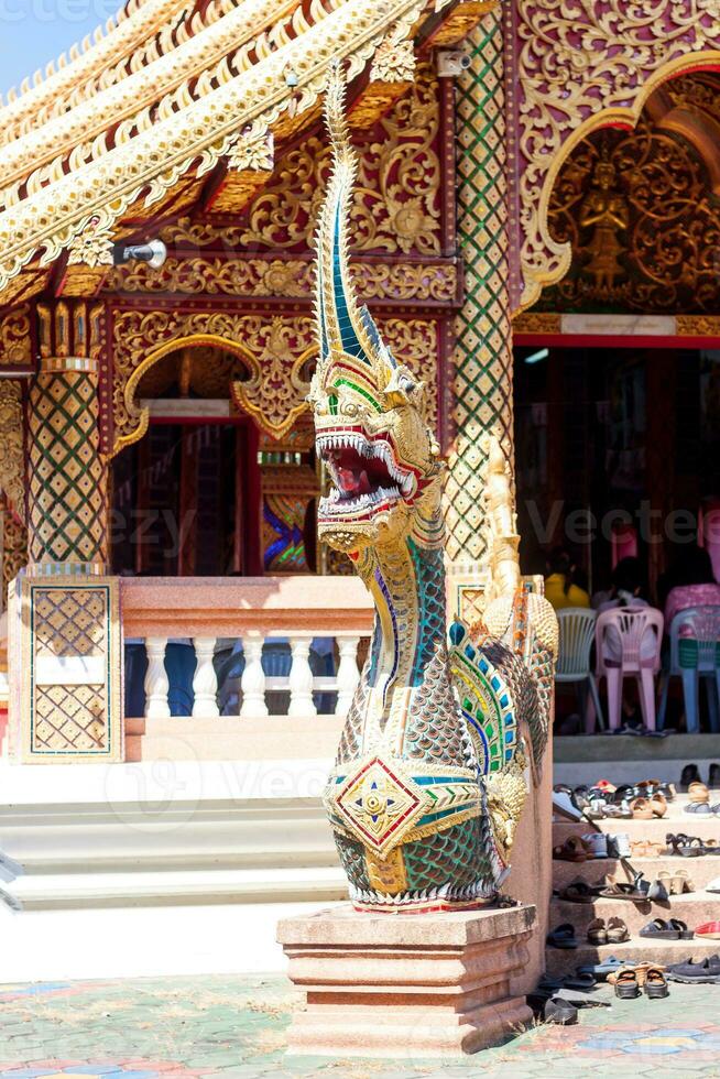 temple statue Nord de Thaïlande photo