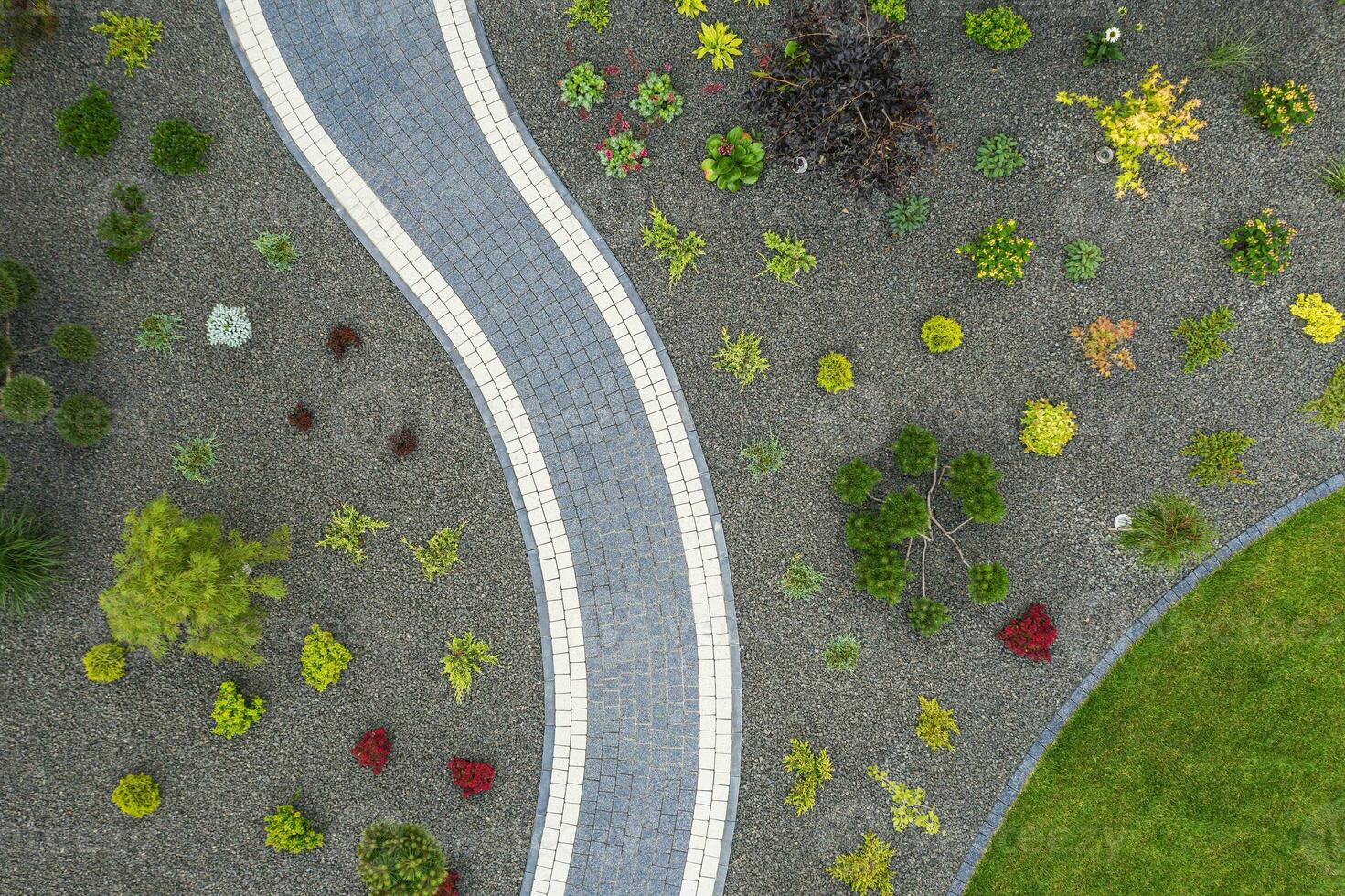 nouvellement construit Résidentiel arrière-cour jardin aérien vue photo