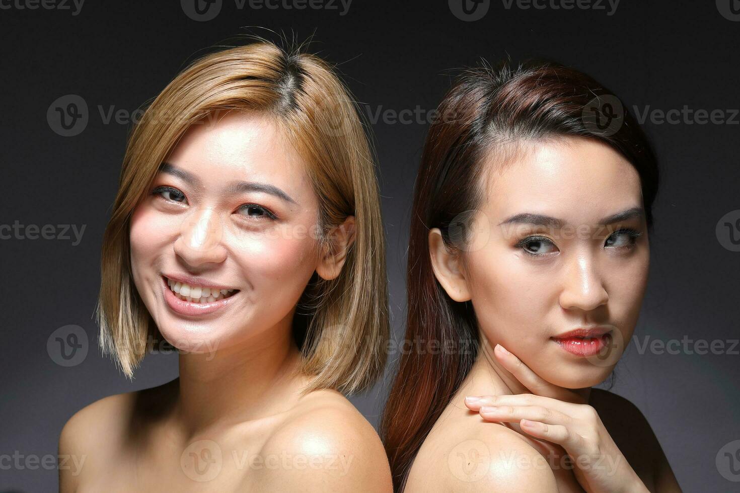 Sud est asiatique magnifique Jeune Dame mode maquillage cosmétique photo