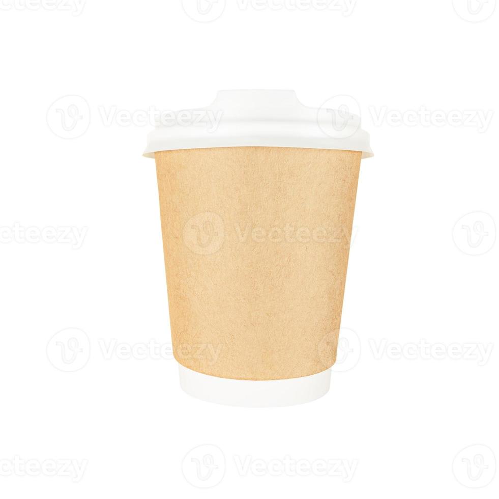 Tasse à café en papier kraft brun pour aller isolé sur fond blanc photo