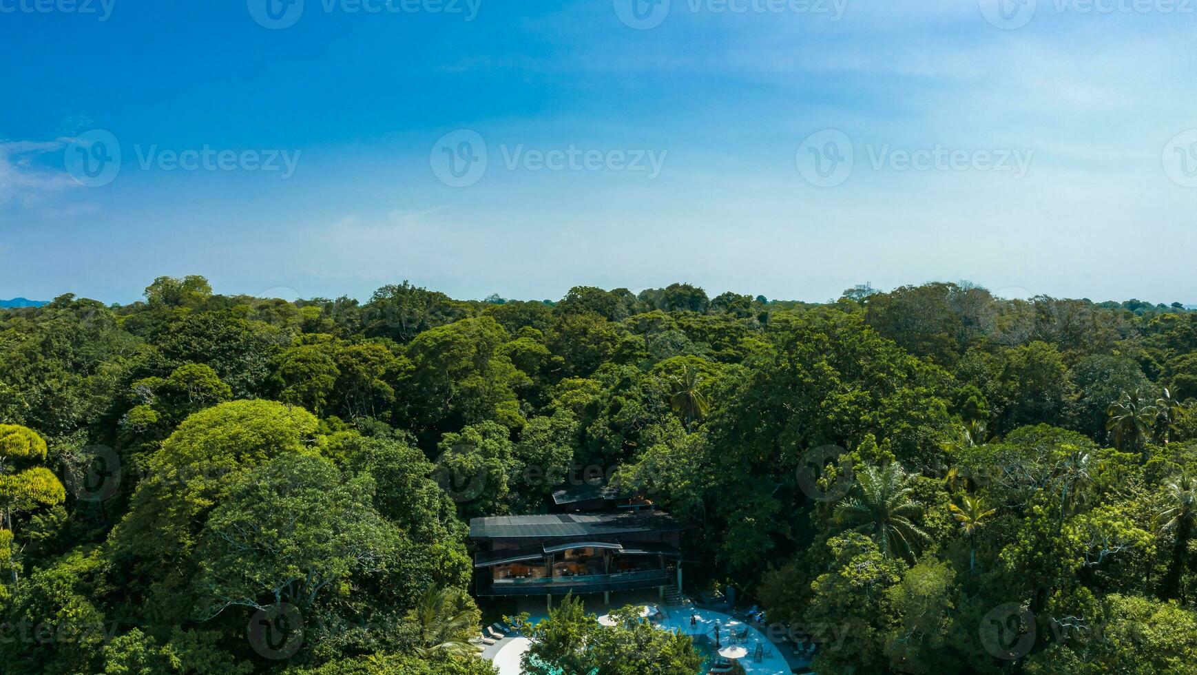 aérien vue de tortuguer village, costa rica photo