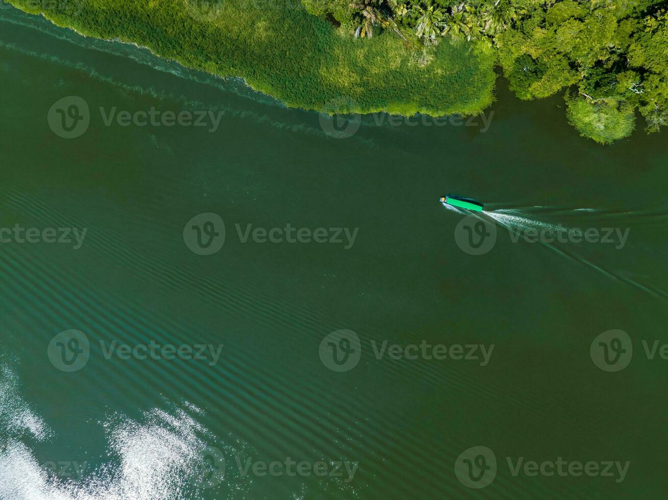 aérien vue de tortuguer village, costa rica photo