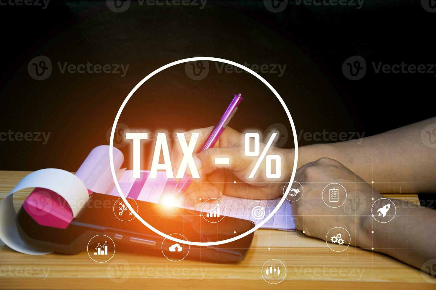 concept de calculateur impôt Paiements de le vente de des biens et prestations de service. photo