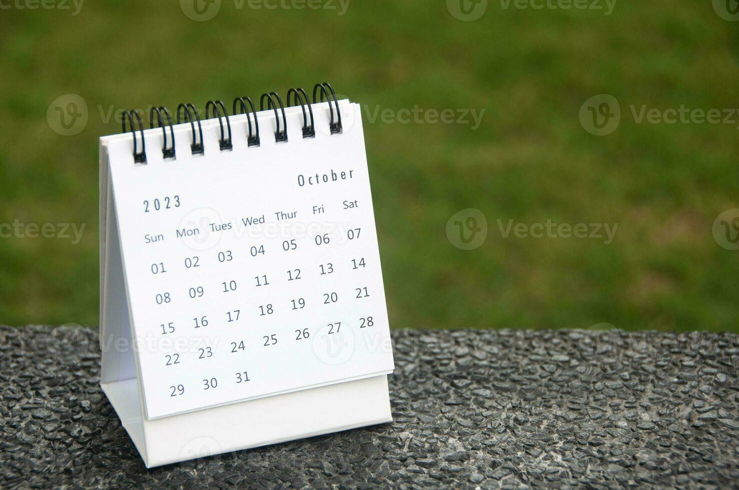 octobre 2023 table calendrier avec personnalisable espace pour texte. copie espace et calendrier concept. photo