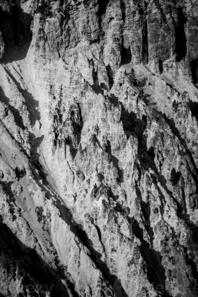 les chutes inférieures de la pierre jaune du point d'artiste photo