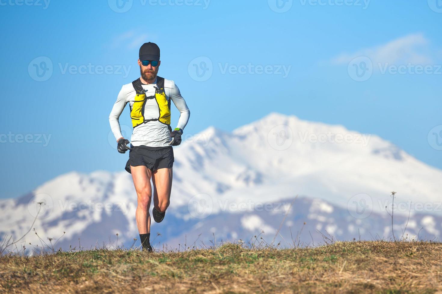 coureur de fond en haute montagne photo