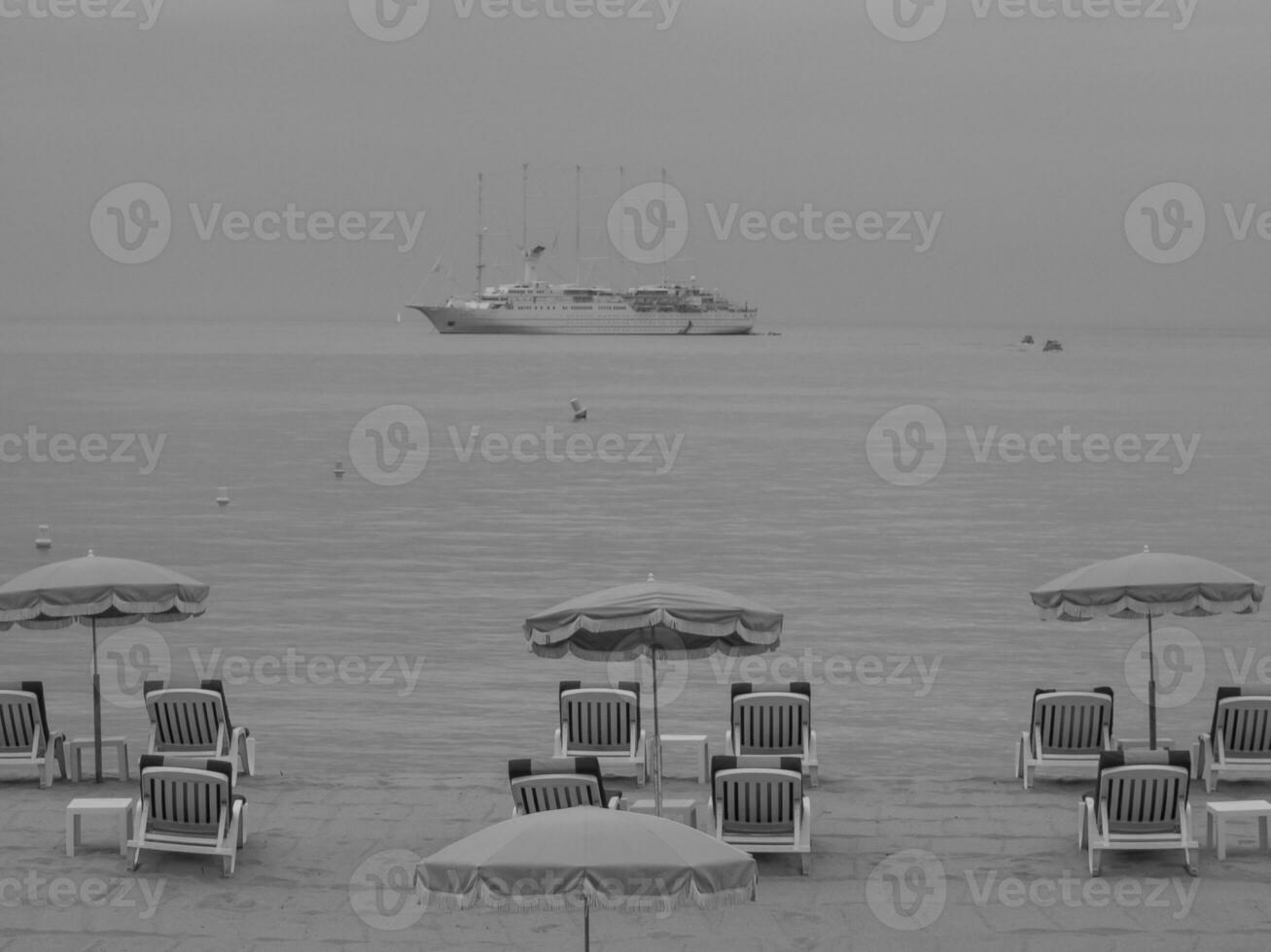 cannes à la mer méditerranée photo