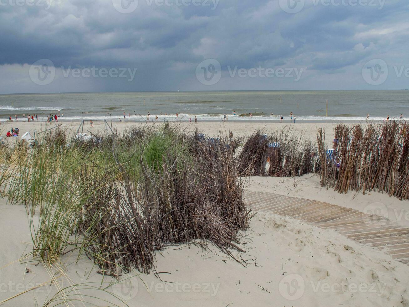 île de Spiekeroog dans la mer du Nord photo