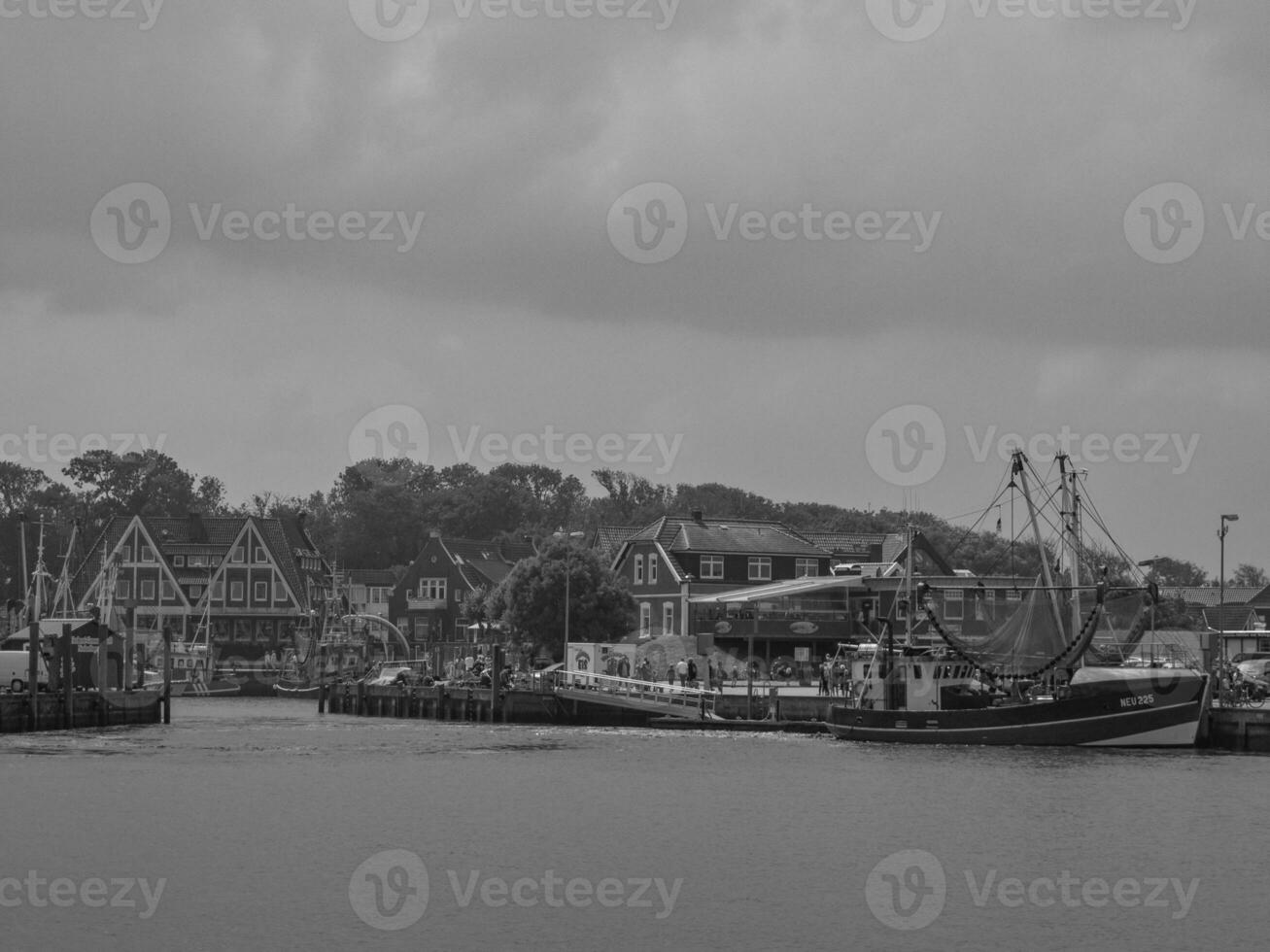 le port de neuharlingersiel photo