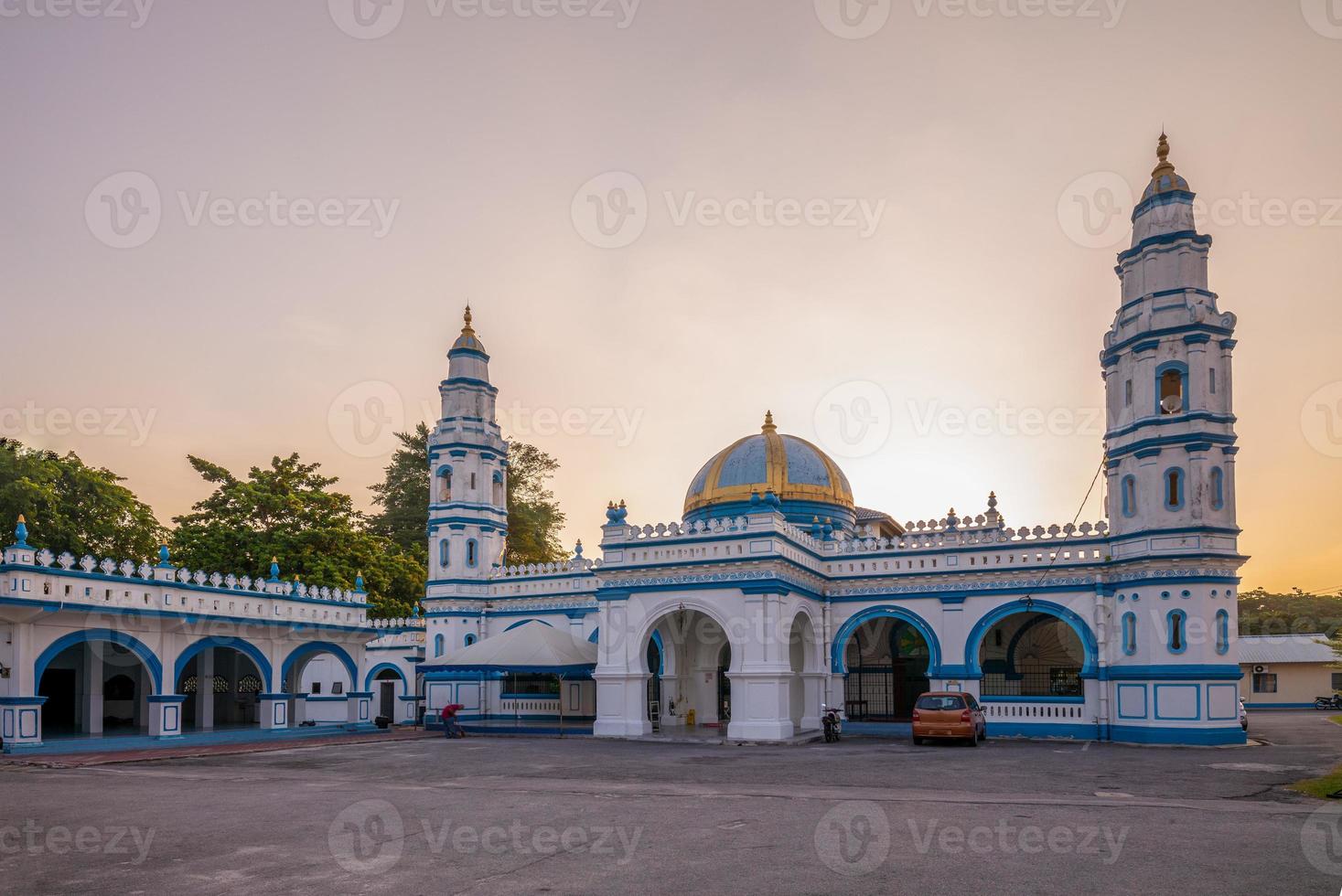 Mosquée panglima kinta à ipoh au crépuscule photo