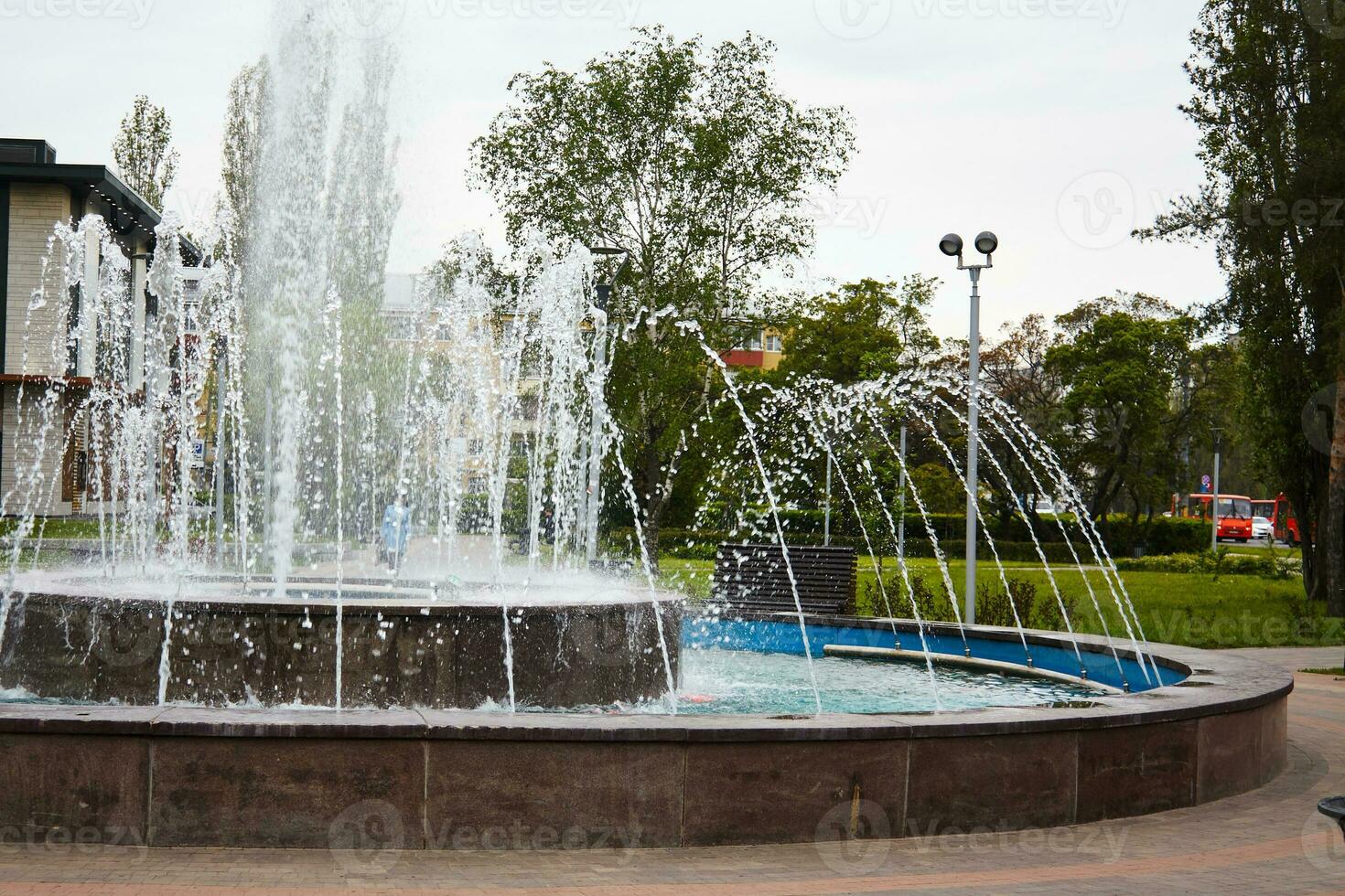 photo de travail Fontaine dans parc pendant journée.