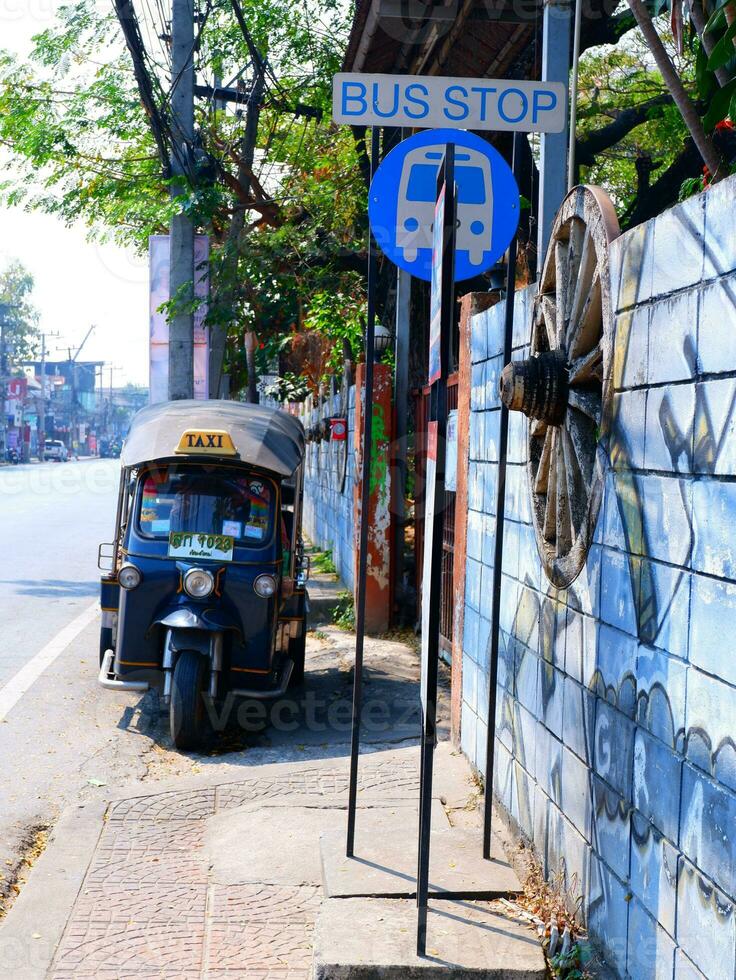 tuktuk et le enseigne photo