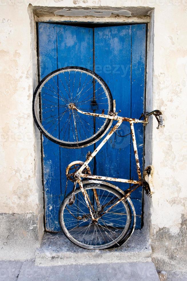 vieux vélo rouillé photo