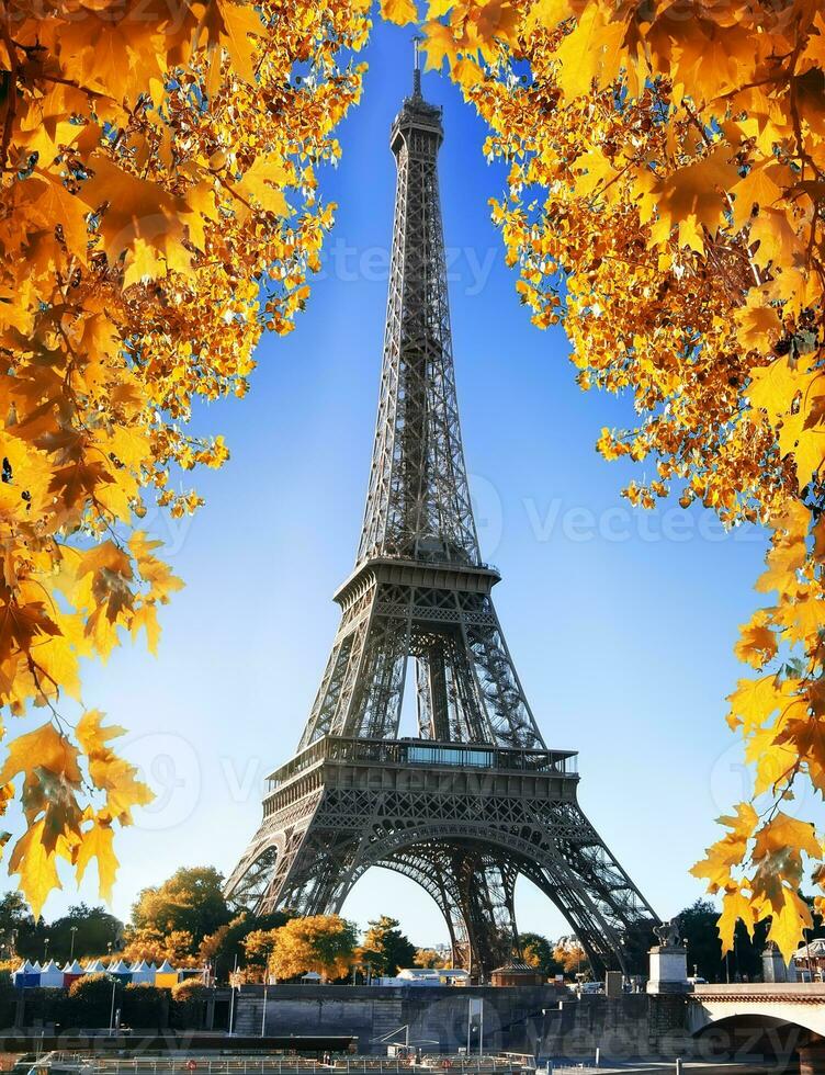 Eiffel la tour et la nature dans l'automne photo
