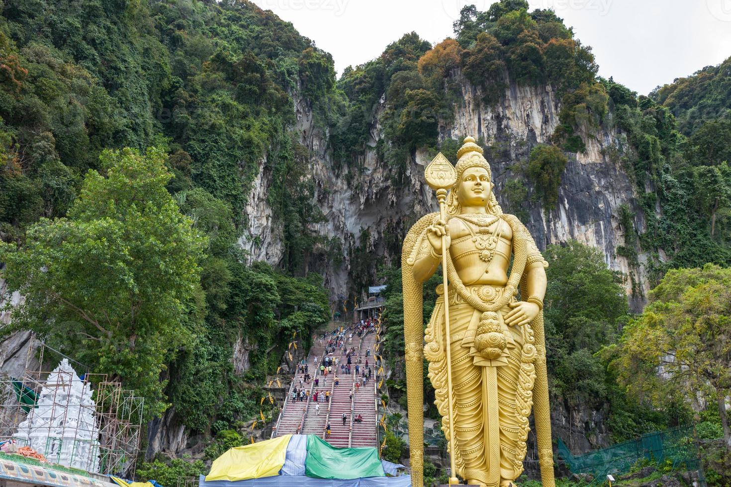 les grottes de batu à kuala lumpur photo